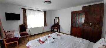 Фото номера Апартаменты с 2 спальнями Гостевой дом Casa Dacică г. Рышнов 4