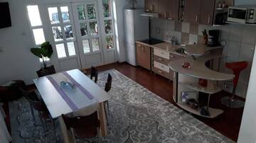 Фото номера Дом с 3 спальнями Гостевой дом Casa Lucky г. Рышнов 60