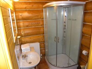 Фото номера Улучшенное шале Лоджи Farmhouse Rosehip Romania Brasov г. Рышнов 94