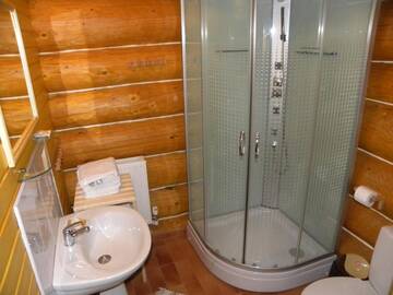 Фото номера Улучшенное шале Лоджи Farmhouse Rosehip Romania Brasov г. Рышнов 18