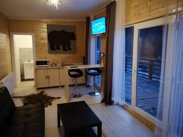 Фото номера Номер-студио с кроватью размера &quot;king-size&quot; и диван-кроватью Лоджи The Little Houses in the woods г. Рышнов 3