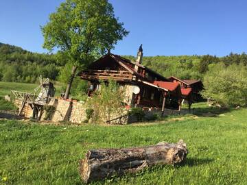 Фото номера Дом с 4 спальнями Дома для отпуска Cabana vânătorului г. Рышнов 17